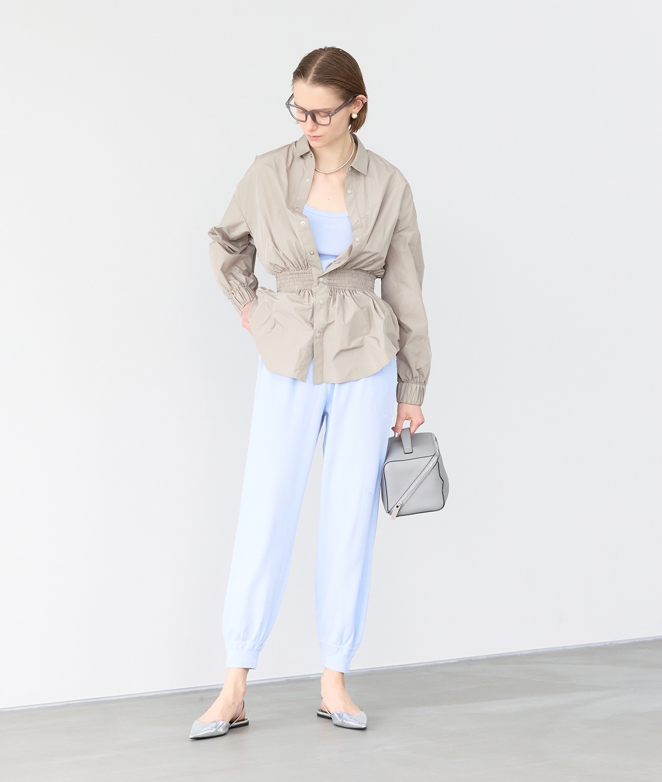 撥水ウエストシャーリングブラウス 詳細画像 ベージュ 1