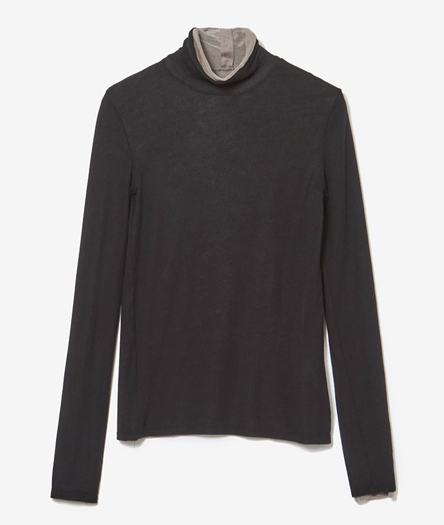 レイヤードタートルネック