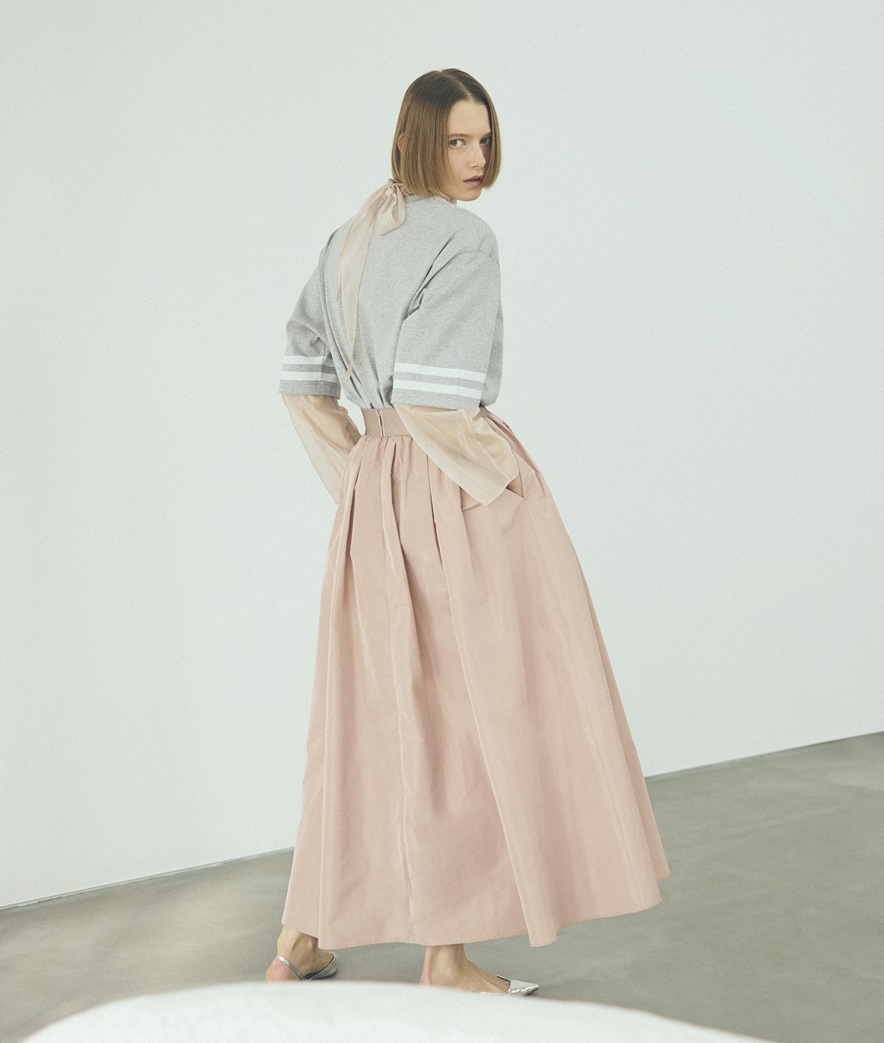 ATELIER EDITION/シアータートルブラウス 詳細画像 IVORY 1