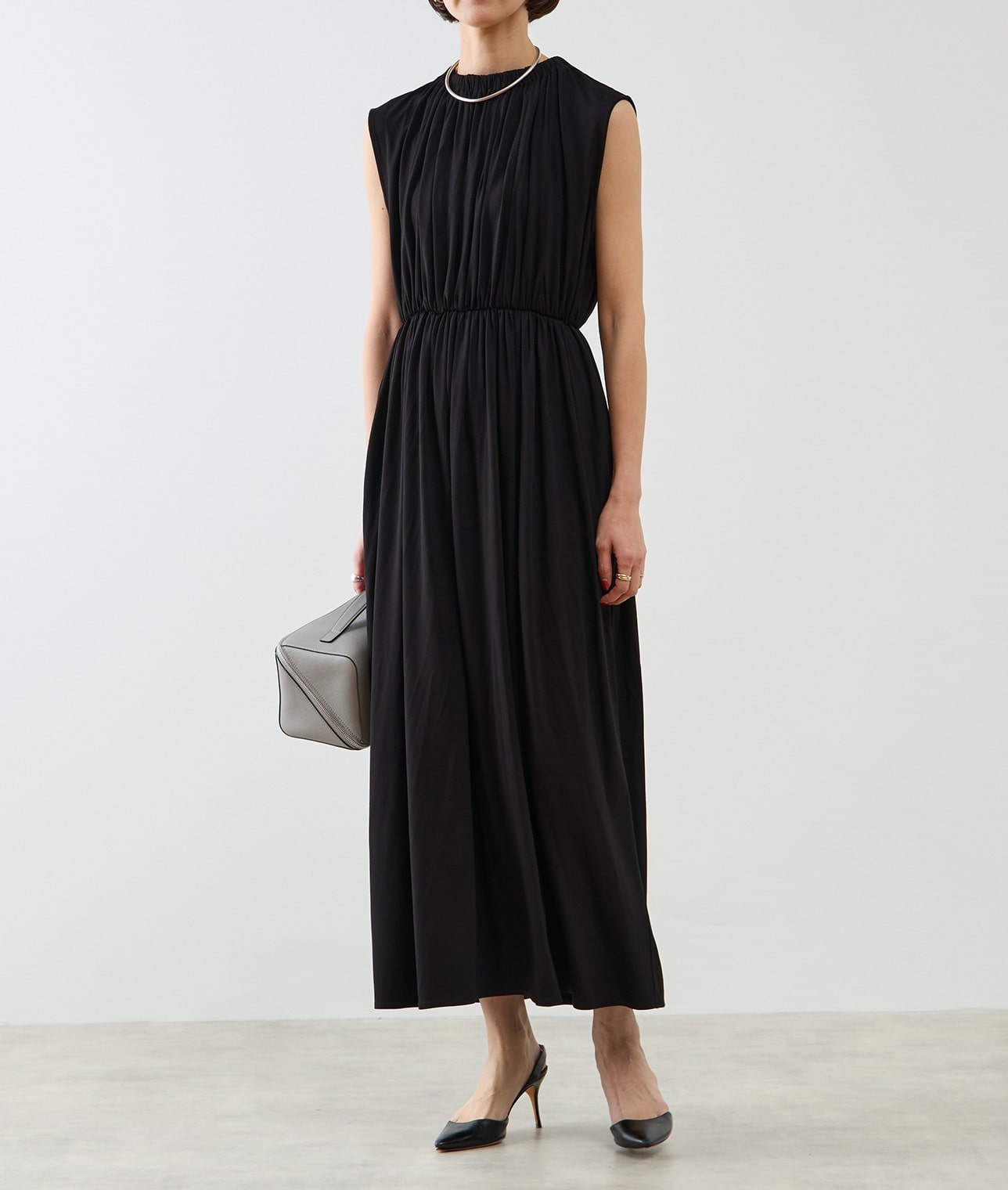 シャーリングワンピース 詳細画像 ブラック 1