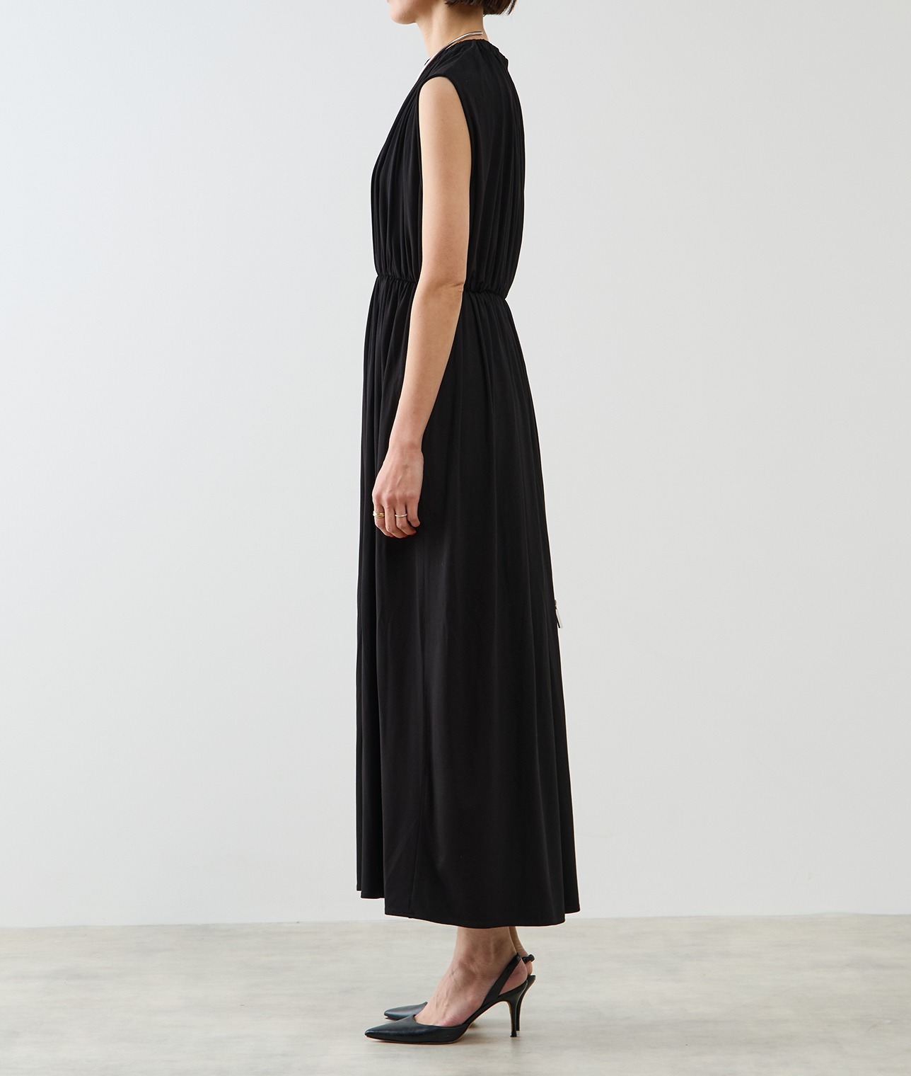 シャーリングワンピース 詳細画像 ブラック 2