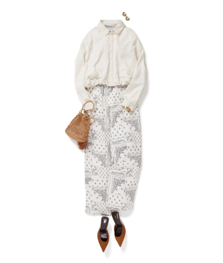 ドロストリングブラウス×The New Society/バンダナパンツ×SCRUNCHIE IS BACK/エラスティックパールネックレス