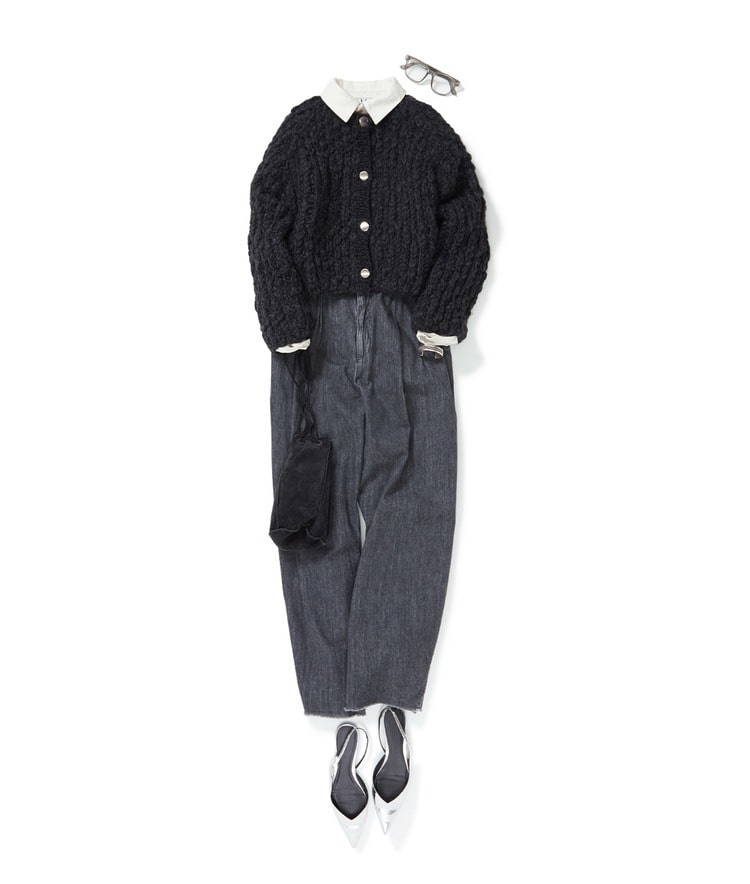 ドロストリングブラウス×【別注】NEPAL HAND KNIT/スラブハンドニットショートカーディガン×デニムタックパンツ