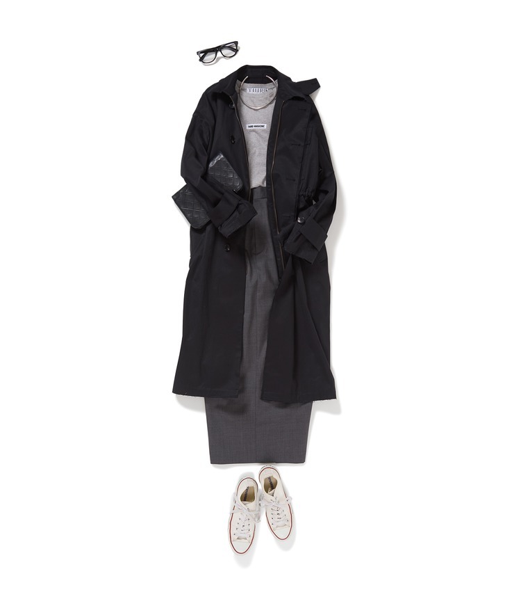 ハイカウントギャバコート×グログランロゴクロップドTシャツ×スリットIラインスカート