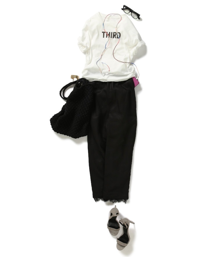 ロゴプリントTシャツ×リネンレースイージーパンツ｜THIRD 